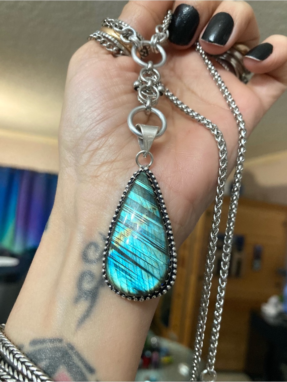 Iridescent flash labradorite gemstone celtic knot lariat Y shape necklace. - Picture 13 of 15